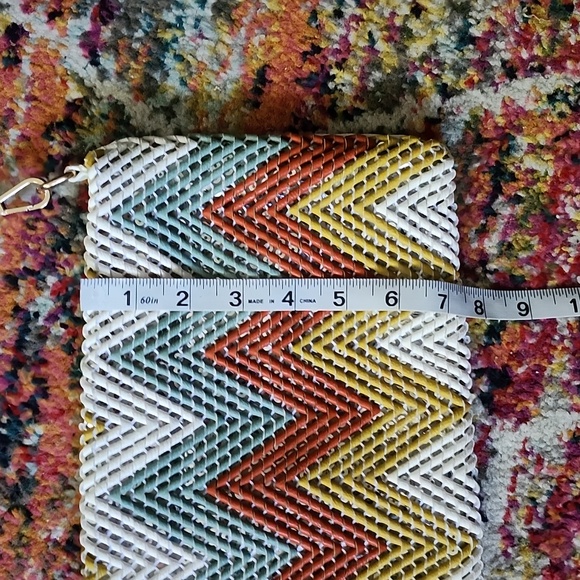 MMS graphic design vegan leather handbag - Picture 7 of 16